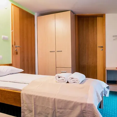 Motel Say *